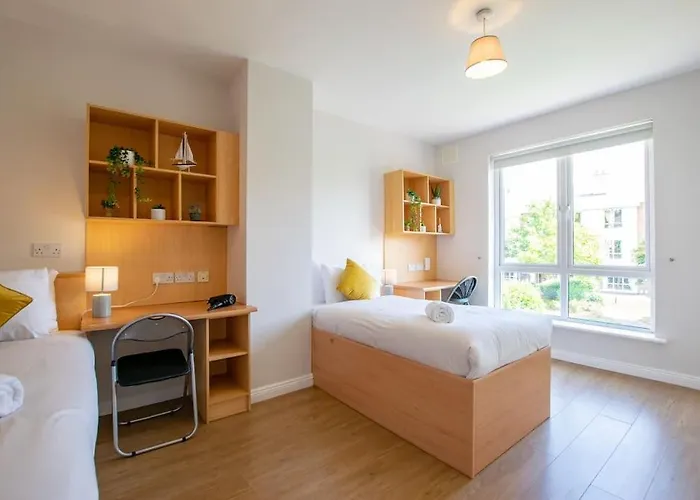 107 - Spacious Townhouse By Shortstays ゴールウェイ